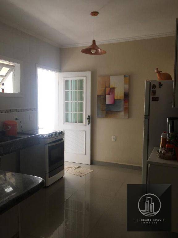 Casa à venda e aluguel com 3 quartos, 200m² - Foto 38