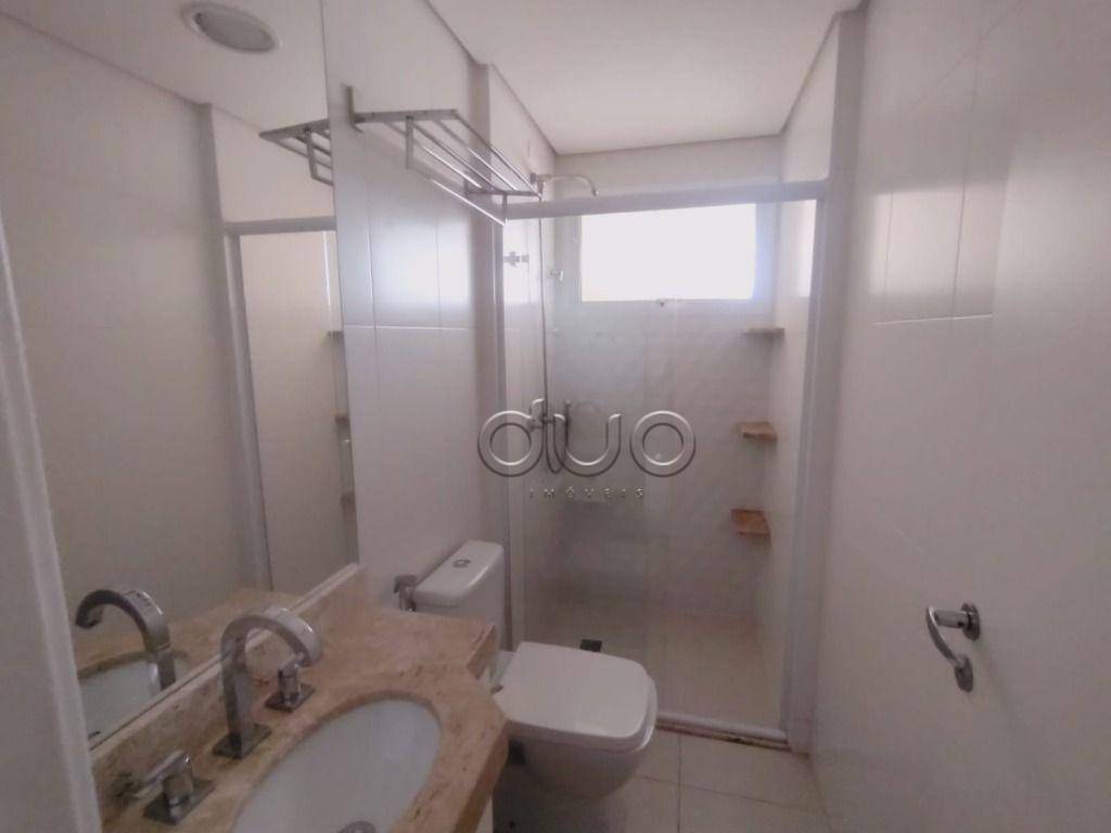 Apartamento para alugar com 3 quartos, 140m² - Foto 17