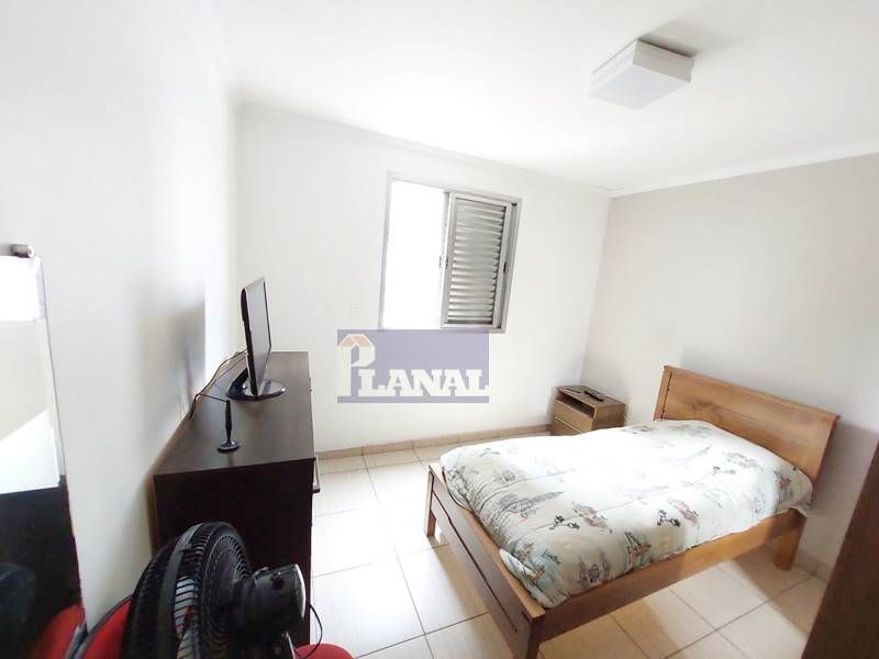 Apartamento à venda com 3 quartos, 93m² - Foto 7