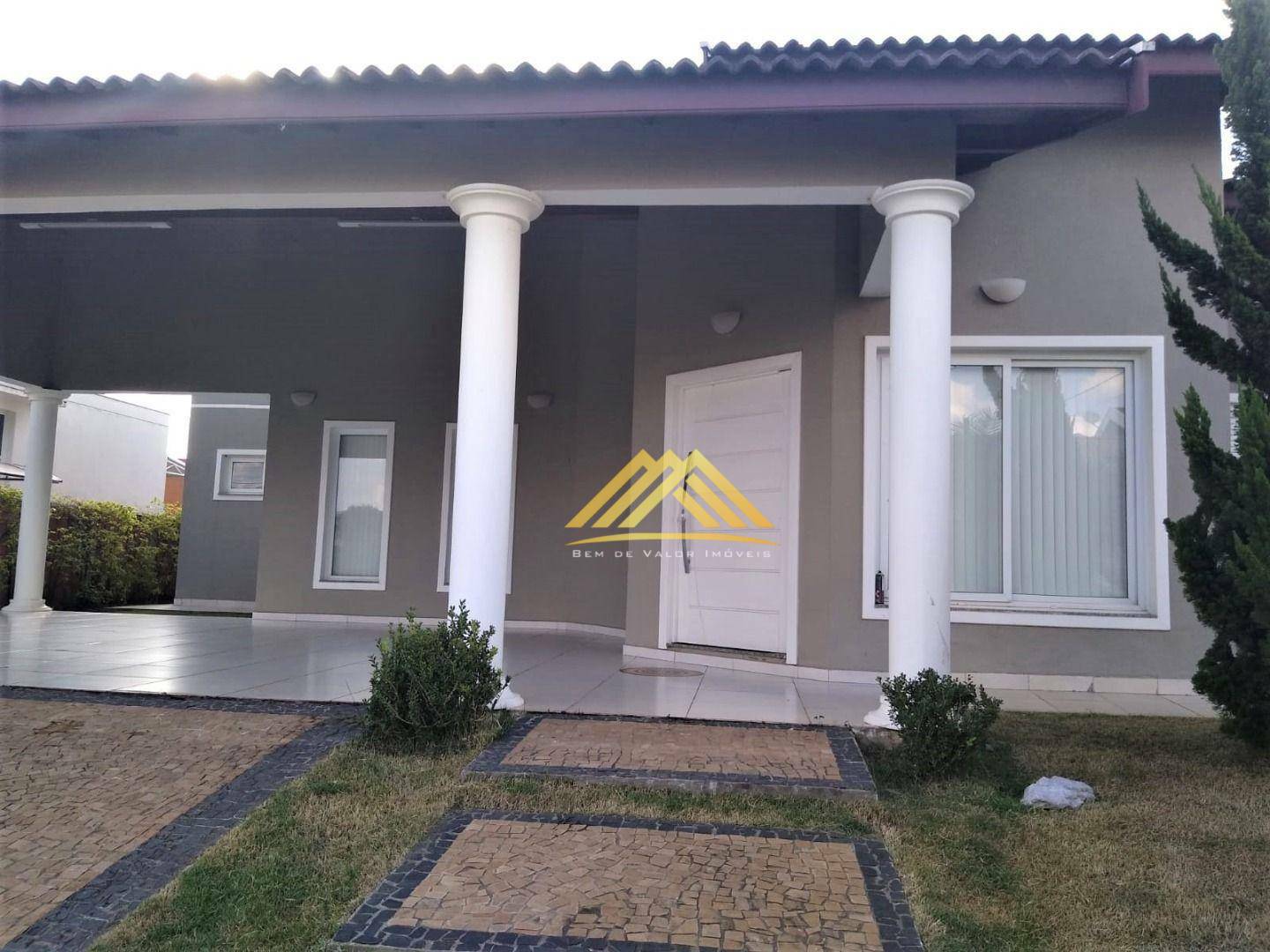 Casa à venda com 3 quartos, 210m² - Foto 4