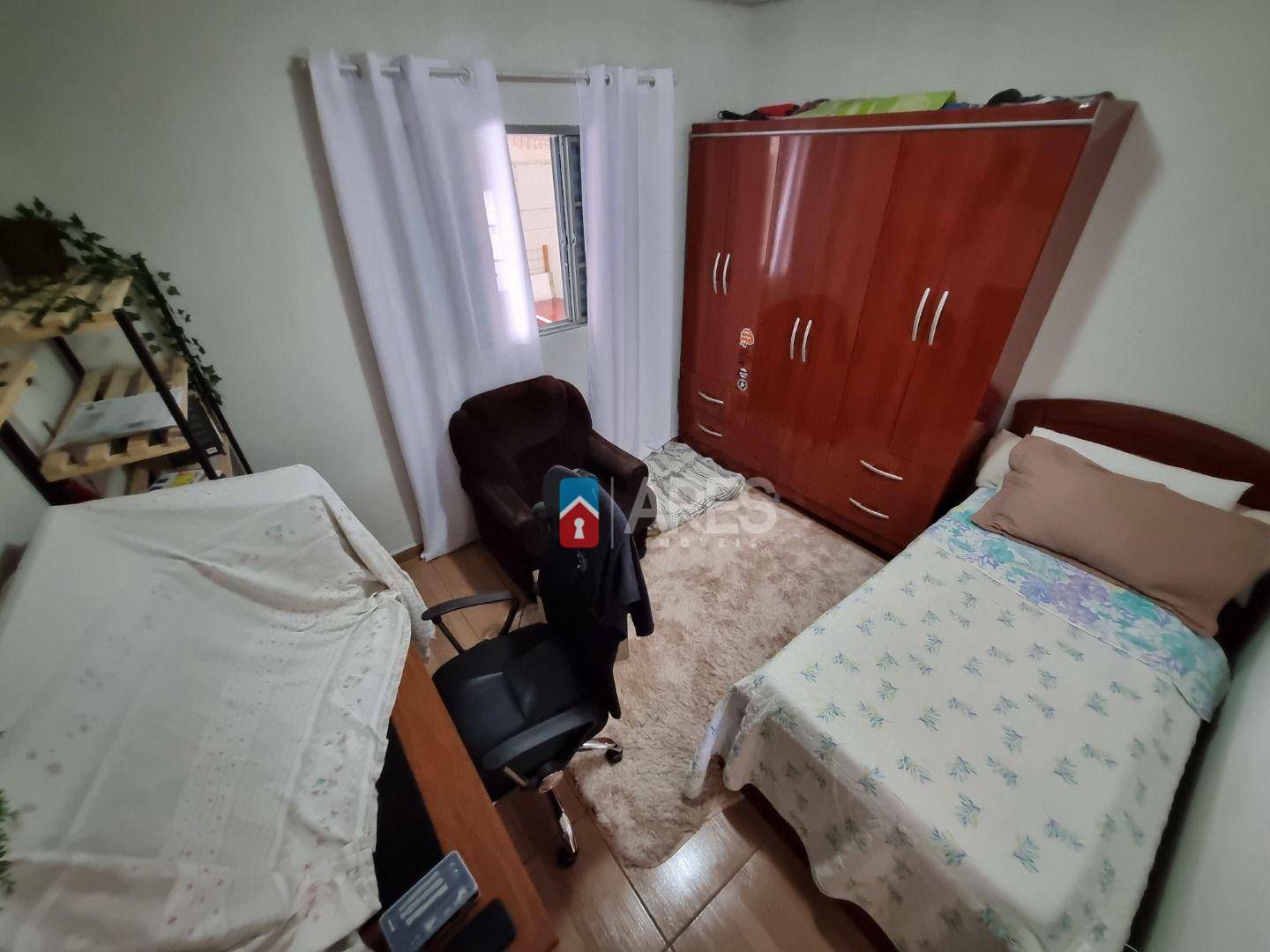 Casa à venda com 4 quartos, 239m² - Foto 11