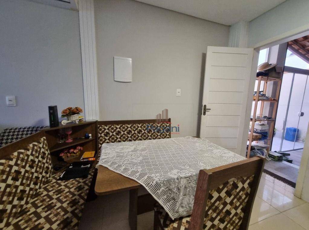 Sobrado à venda com 3 quartos, 100m² - Foto 7