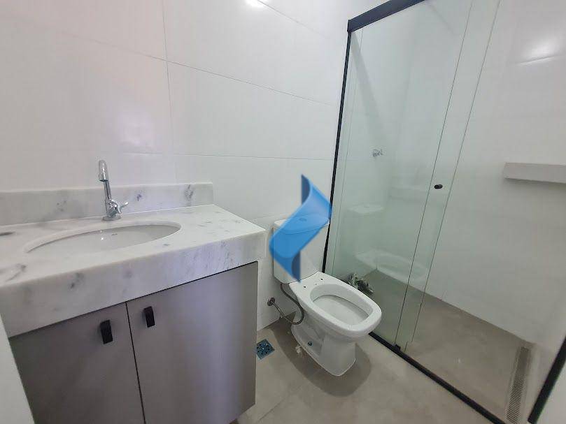 Apartamento para alugar com 2 quartos, 55m² - Foto 13