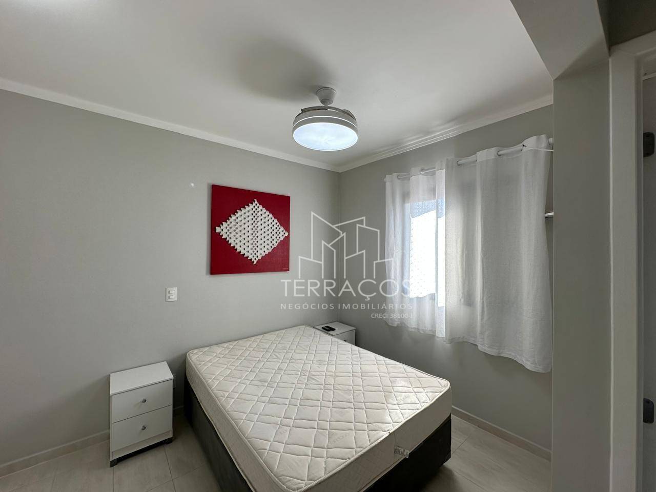 Apartamento para alugar com 3 quartos, 87m² - Foto 9