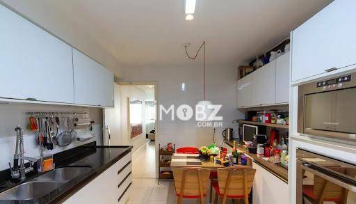 Apartamento à venda com 3 quartos, 146m² - Foto 14