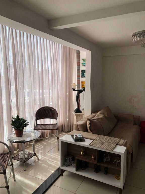 Apartamento à venda com 3 quartos, 85m² - Foto 3