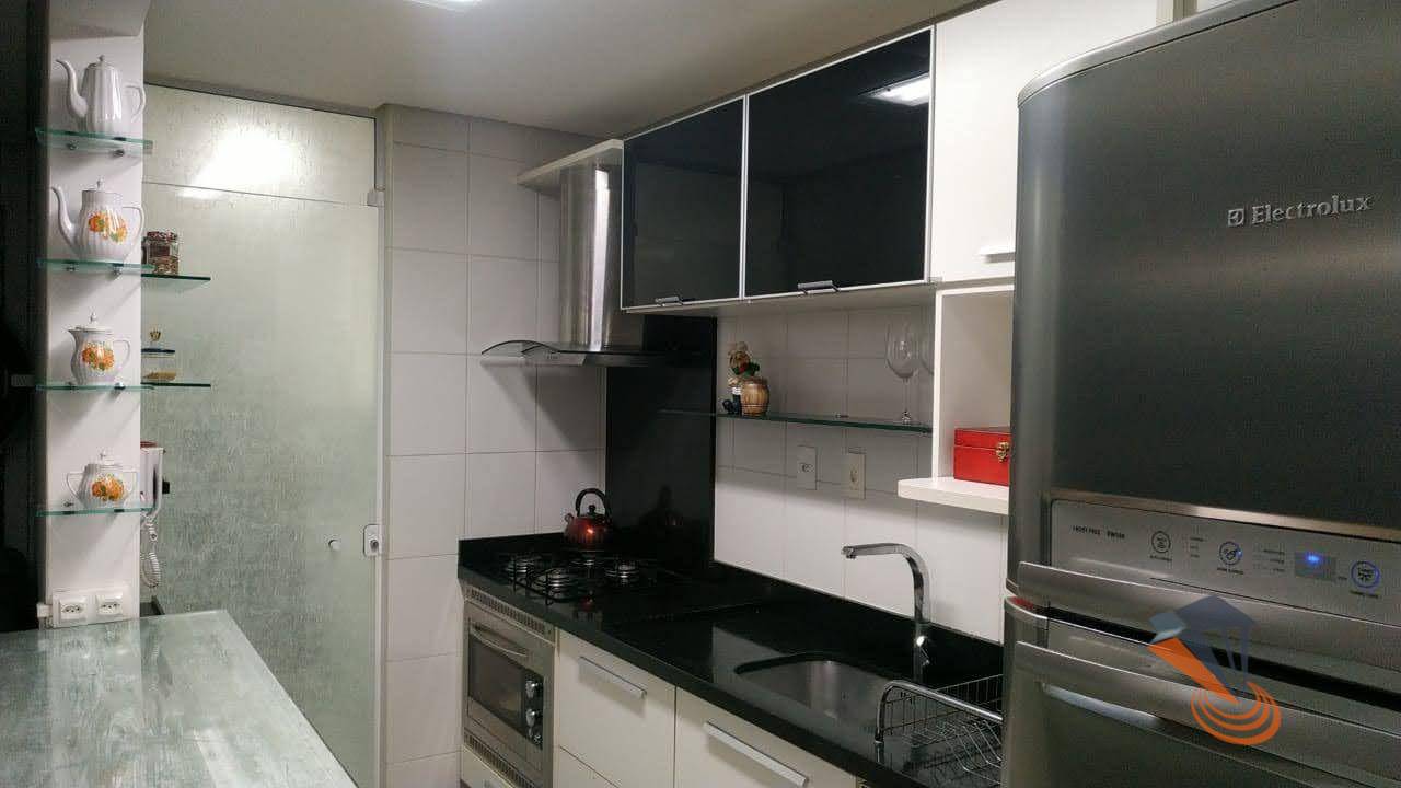 Apartamento à venda com 2 quartos, 75m² - Foto 10