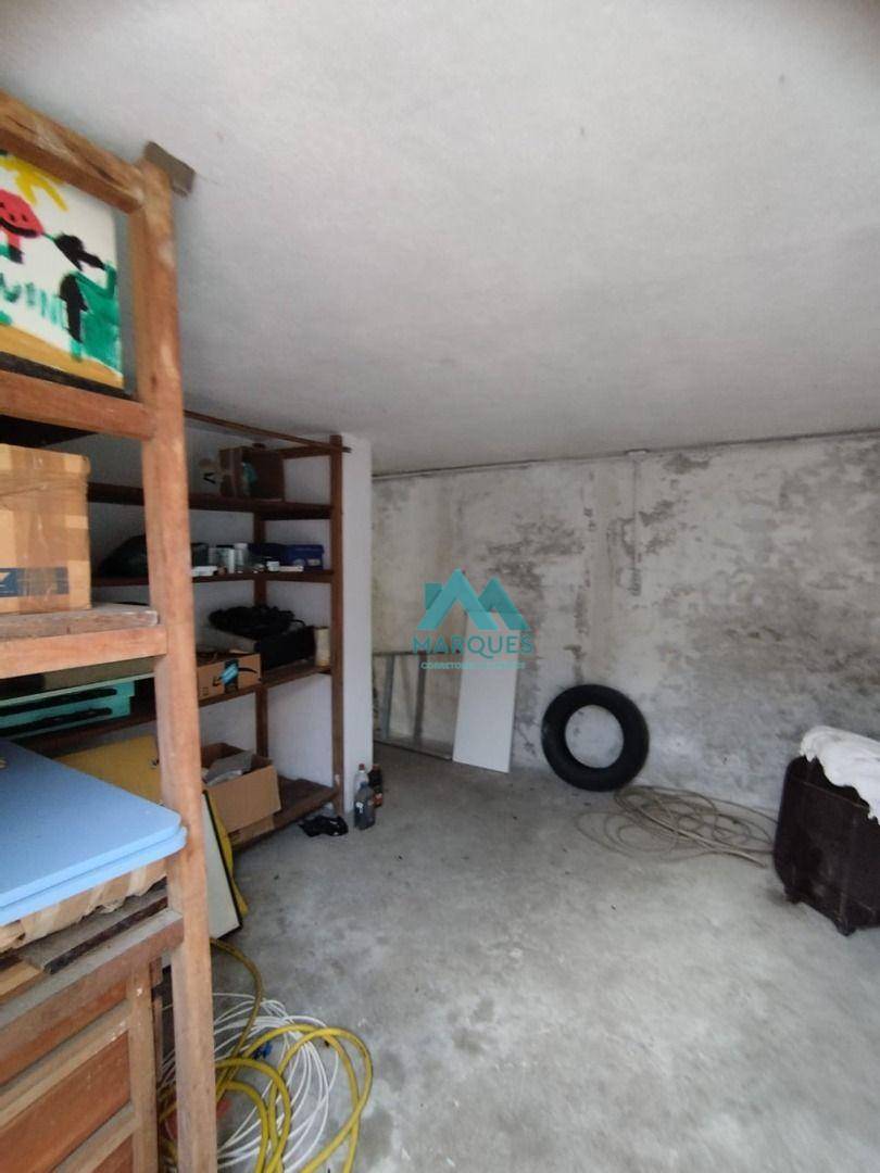 Casa, 4 quartos, 181 m² - Foto 2