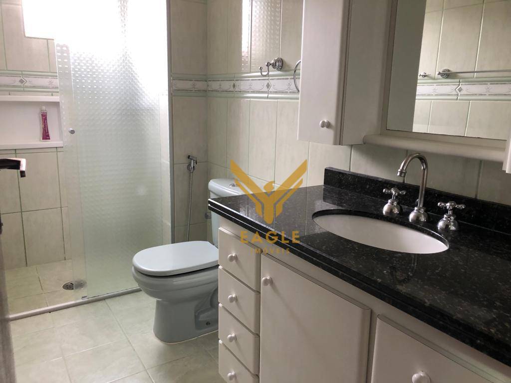 Apartamento para alugar com 2 quartos, 67m² - Foto 16