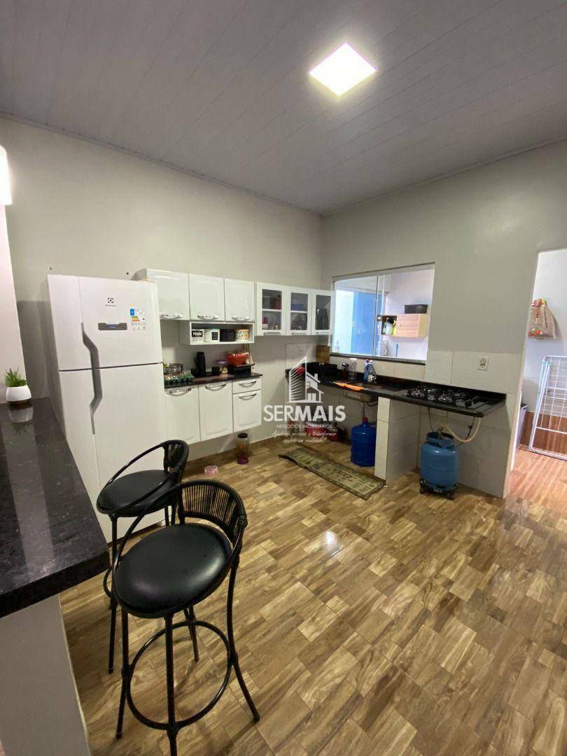 Casa à venda com 3 quartos, 300m² - Foto 11