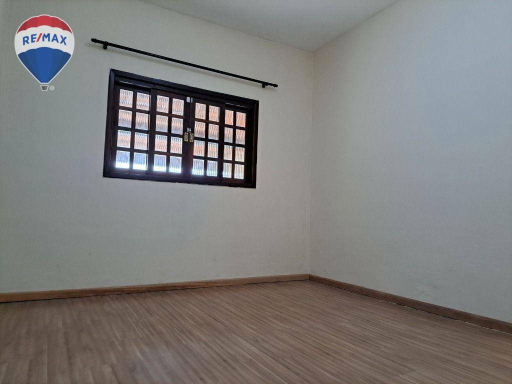 Casa à venda com 2 quartos, 62m² - Foto 14