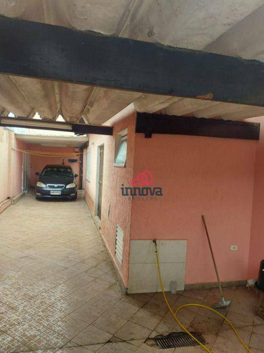 Casa à venda com 4 quartos, 201m² - Foto 2