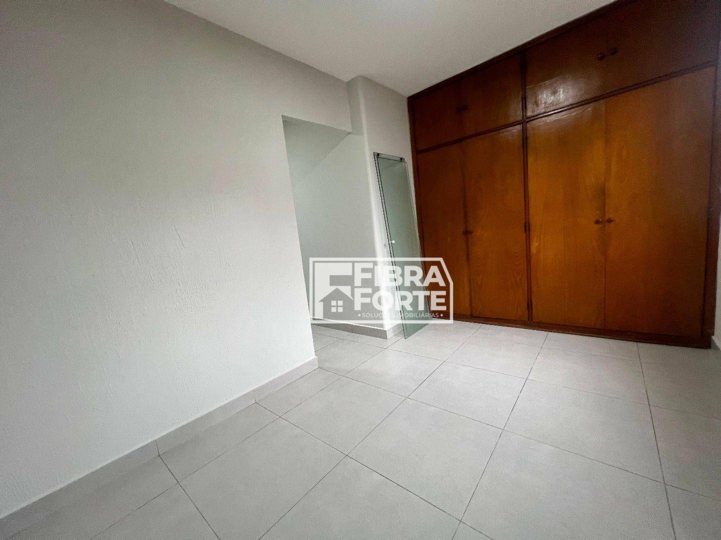 Apartamento para alugar com 1 quarto, 40m² - Foto 12