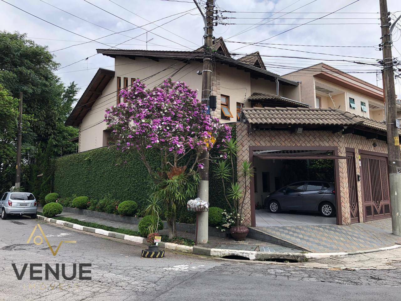 Sobrado à venda com 4 quartos, 324m² - Foto 2