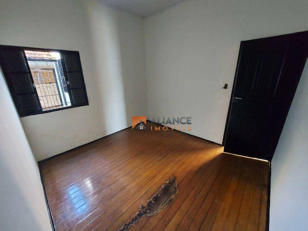 Casa à venda com 2 quartos, 120m² - Foto 15