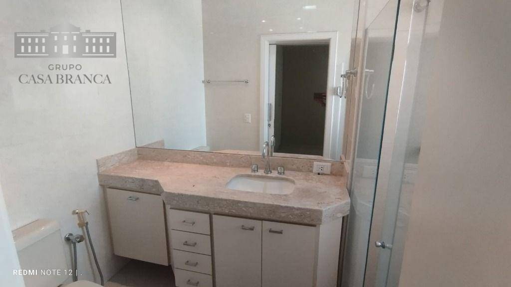 Apartamento para alugar com 3 quartos, 320m² - Foto 13