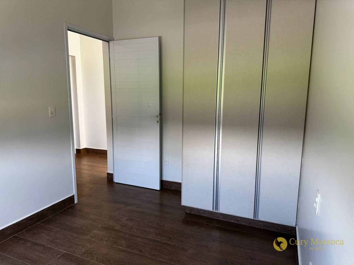 Casa de Condomínio para alugar com 4 quartos, 290m² - Foto 30