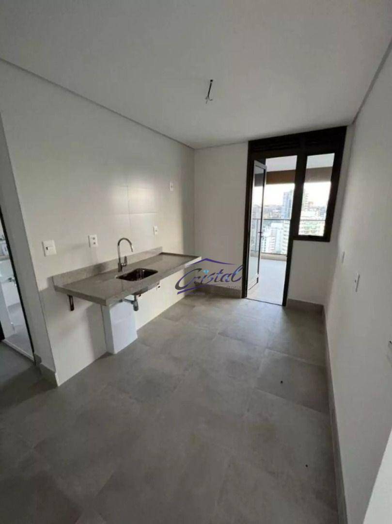 Apartamento à venda com 3 quartos, 143m² - Foto 13