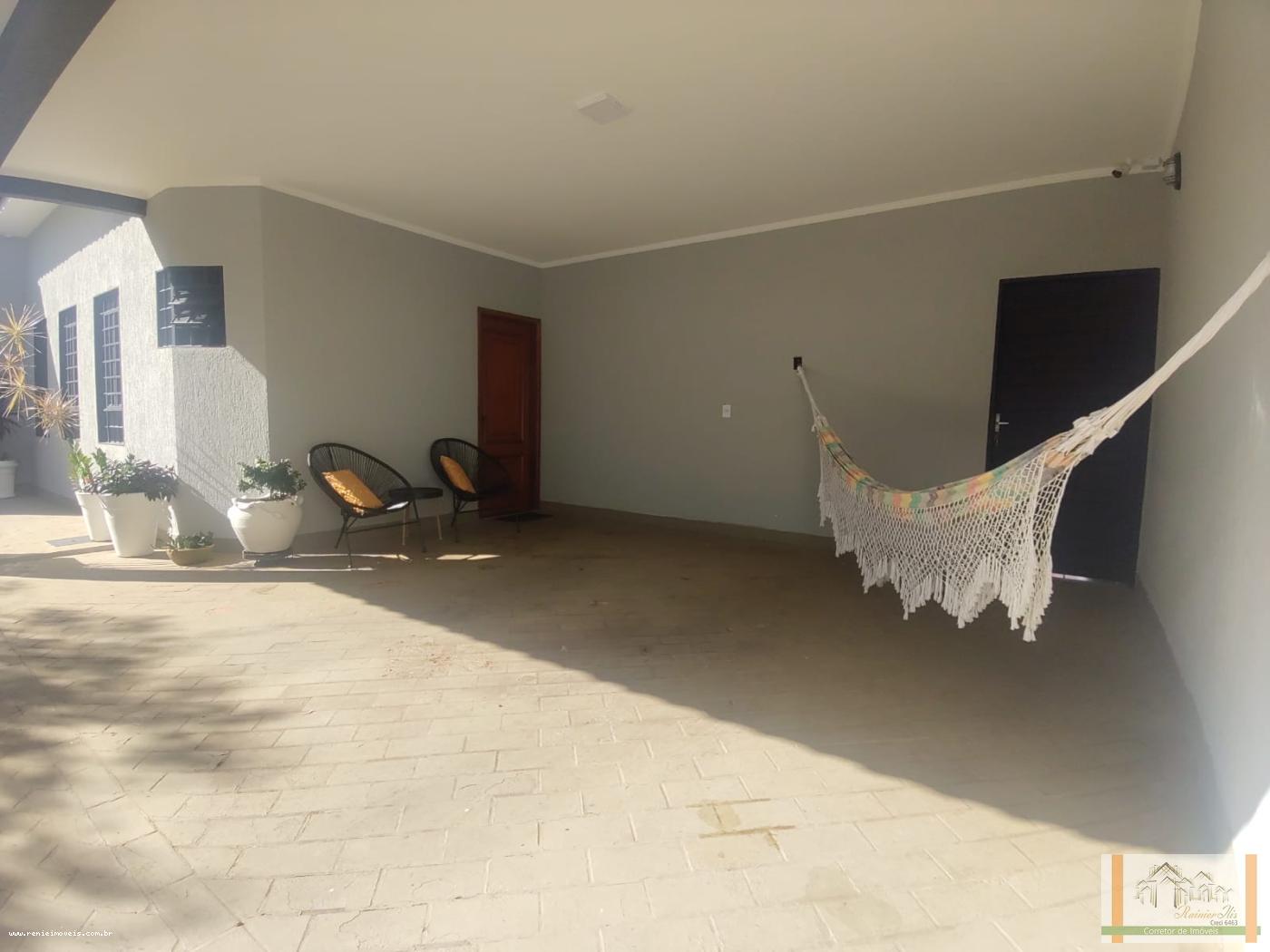 Casa à venda com 4 quartos, 360m² - Foto 3