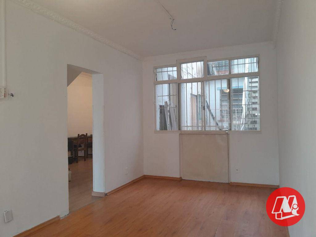 Casa para alugar com 2 quartos, 220m² - Foto 6