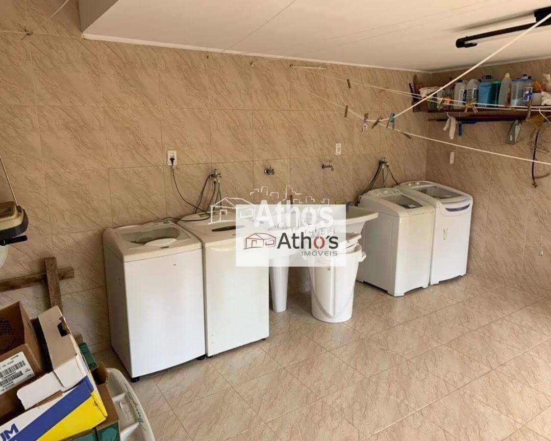 Sobrado à venda com 4 quartos, 496m² - Foto 4