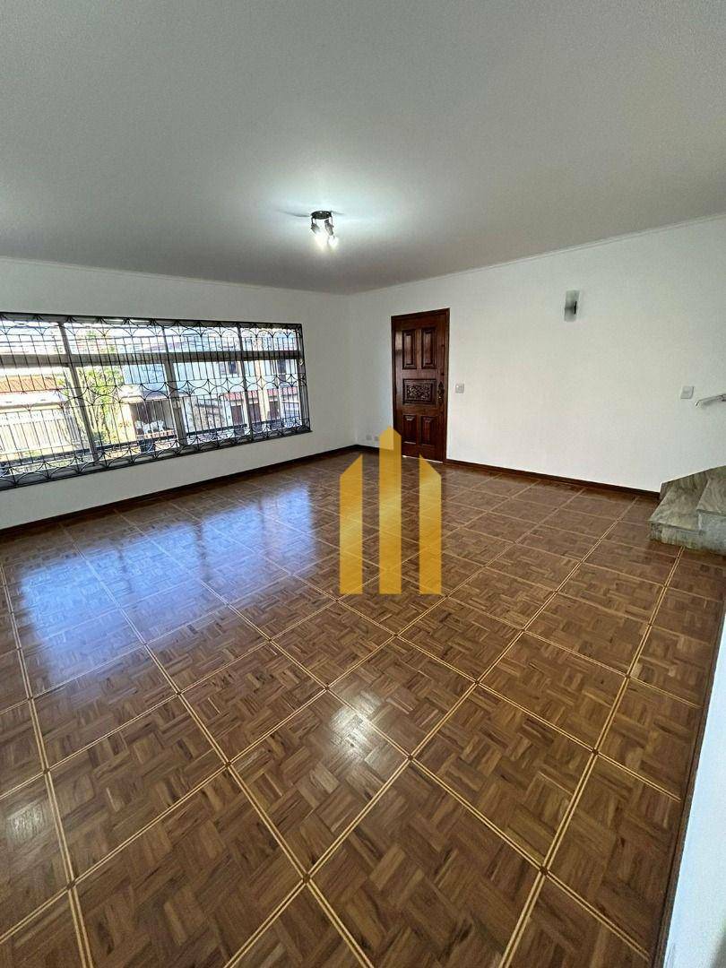 Sobrado à venda e aluguel com 3 quartos, 240m² - Foto 9