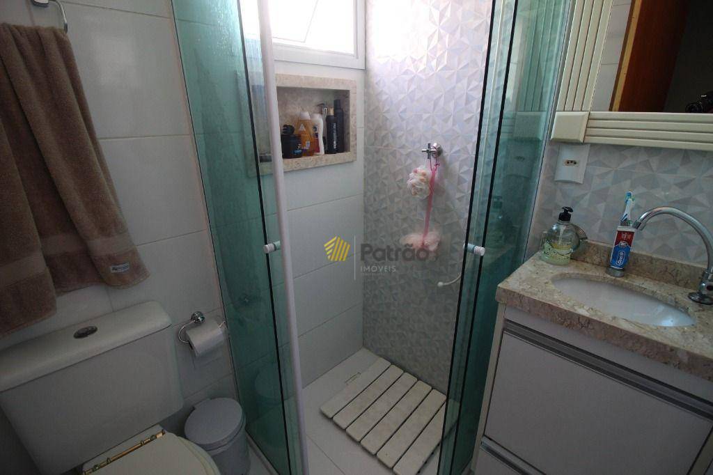 Apartamento à venda com 2 quartos, 70m² - Foto 8