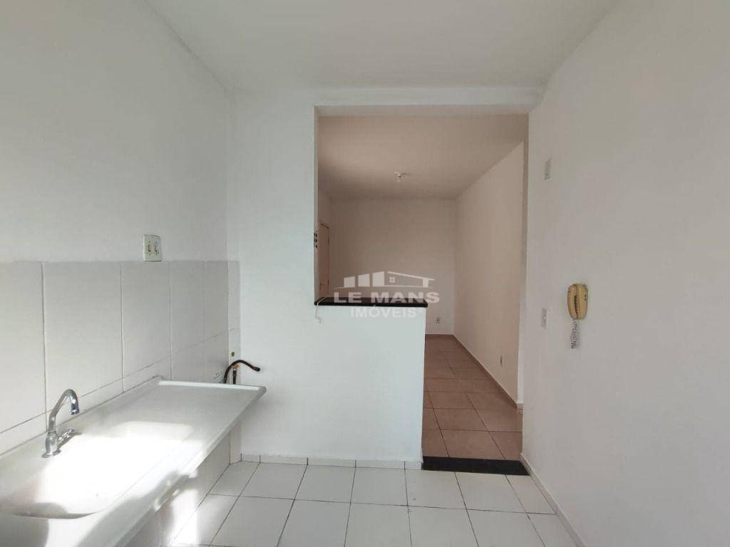 Apartamento à venda com 2 quartos, 45m² - Foto 5