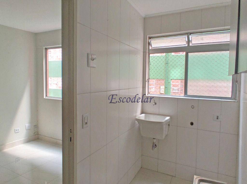 Apartamento à venda com 2 quartos, 39m² - Foto 22