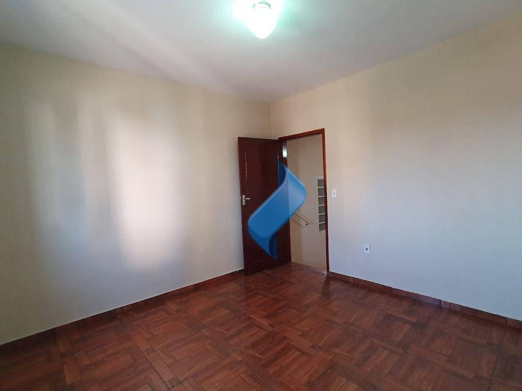 Casa à venda com 2 quartos, 131m² - Foto 14