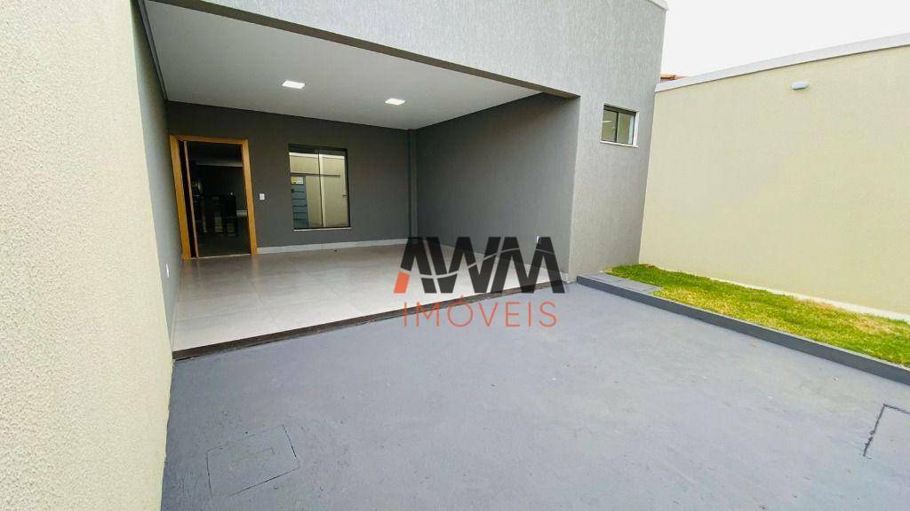 Casa à venda com 3 quartos, 155m² - Foto 2