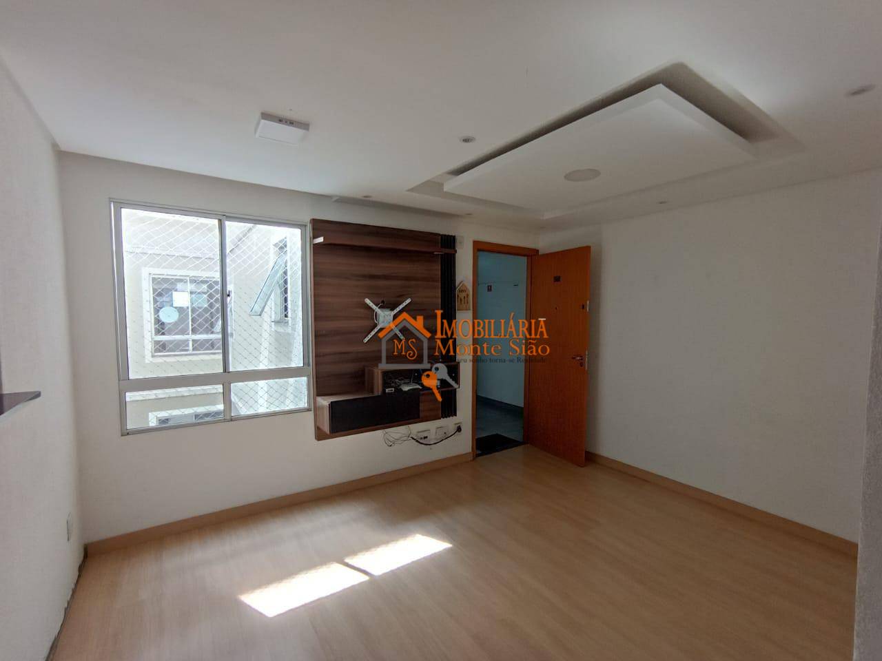 Apartamento à venda com 2 quartos, 43m² - Foto 1