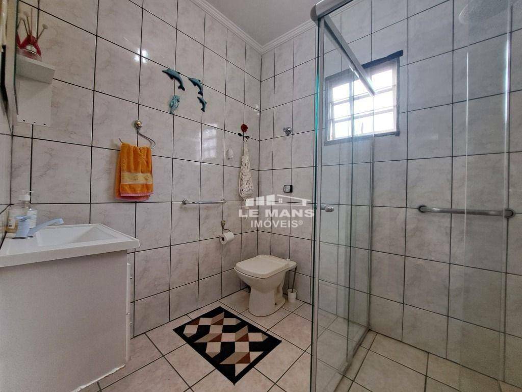 Casa, 3 quartos, 200 m² - Foto 14