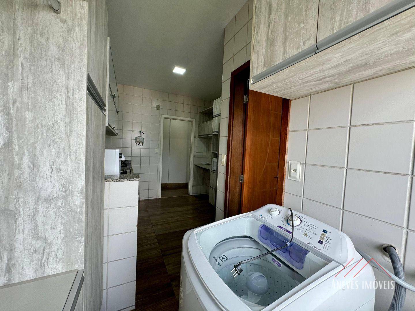 Apartamento à venda com 3 quartos, 103m² - Foto 7