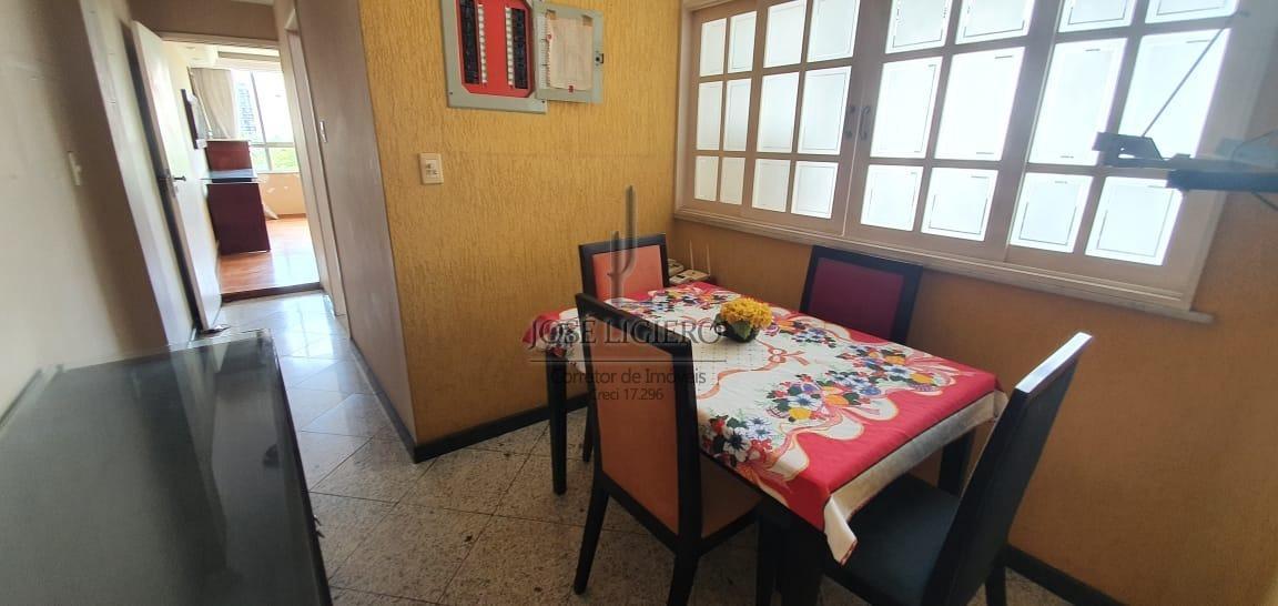 Apartamento à venda com 3 quartos, 146m² - Foto 30