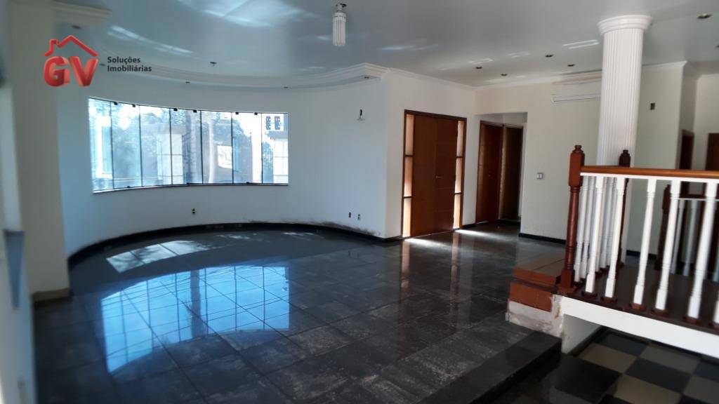 Casa para alugar com 3 quartos, 700m² - Foto 19