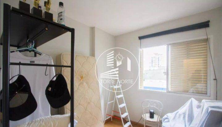 Apartamento à venda com 3 quartos, 85m² - Foto 3