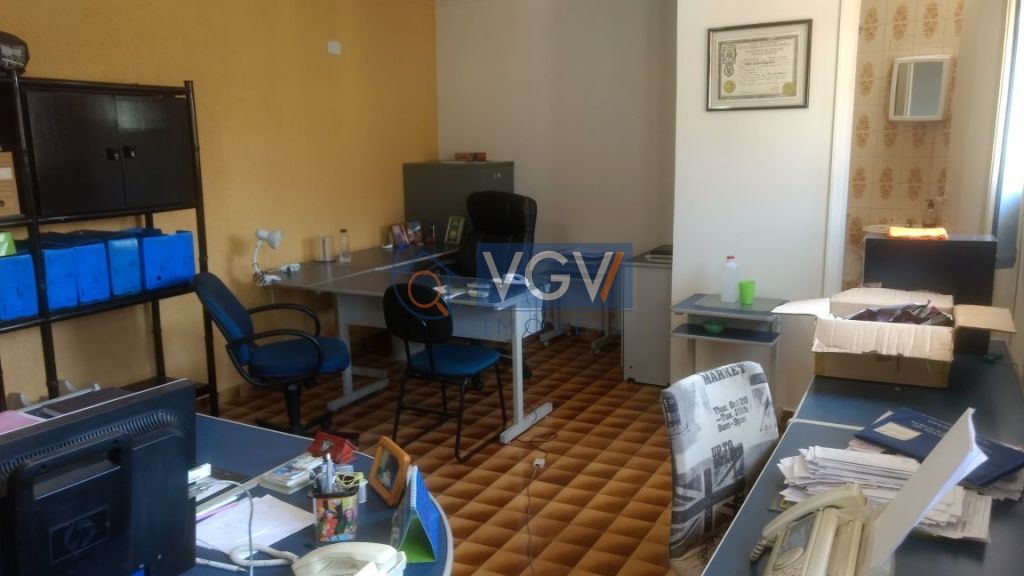 Casa à venda com 3 quartos, 290m² - Foto 5