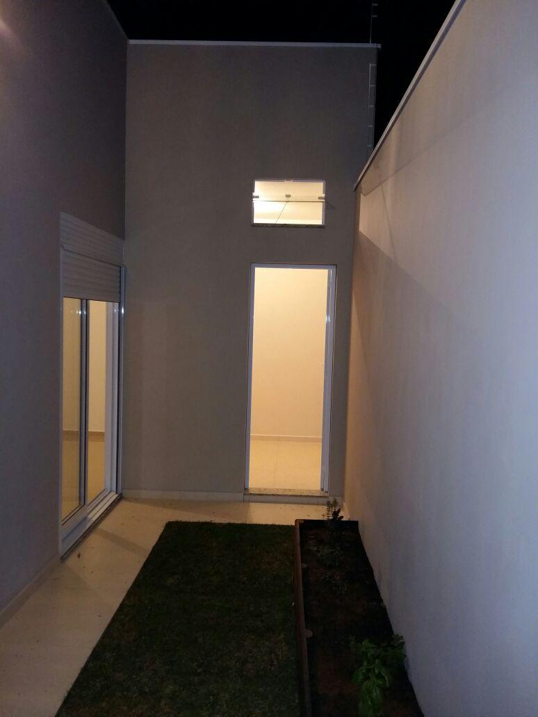 Casa à venda com 3 quartos, 176m² - Foto 9