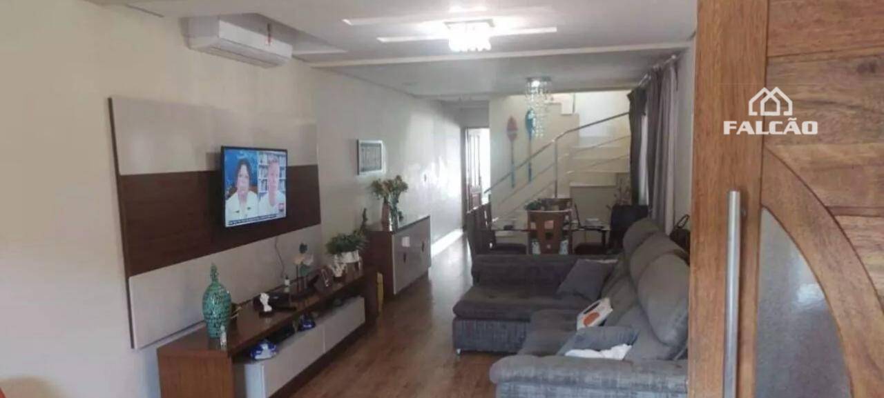 Sobrado à venda com 4 quartos, 154m² - Foto 2