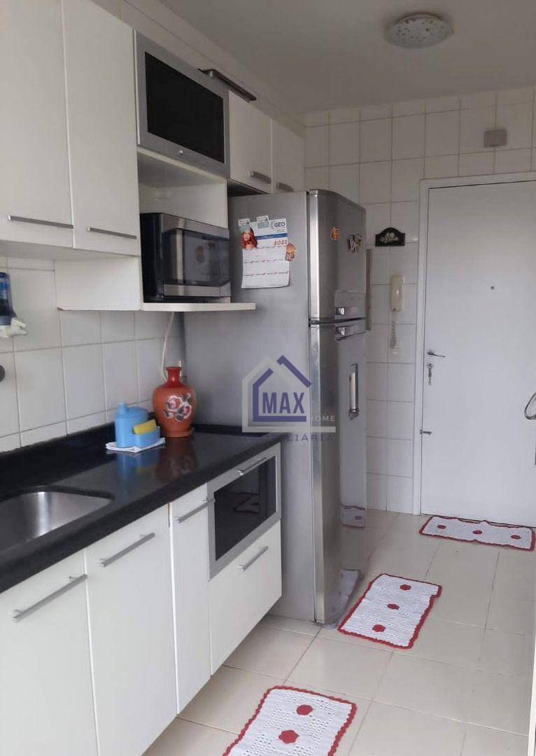 Apartamento à venda com 2 quartos, 76m² - Foto 4