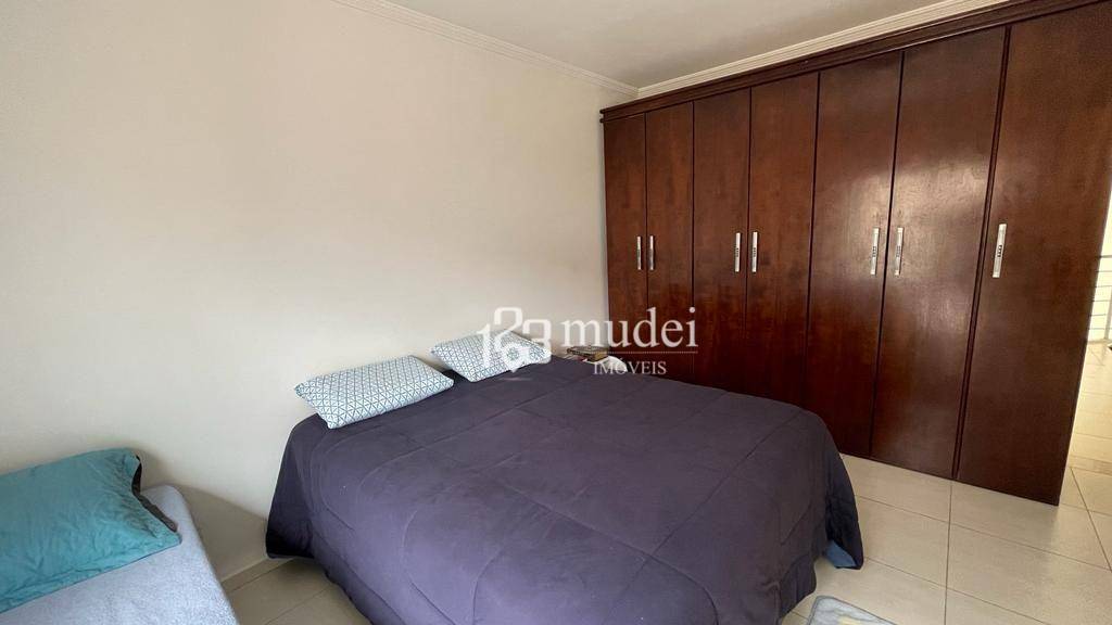 Casa à venda com 3 quartos, 270m² - Foto 13