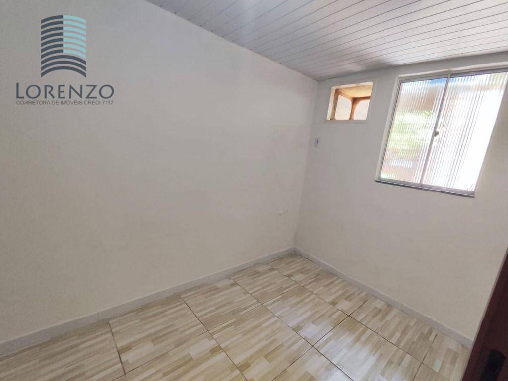 Casa à venda com 2 quartos, 70m² - Foto 8