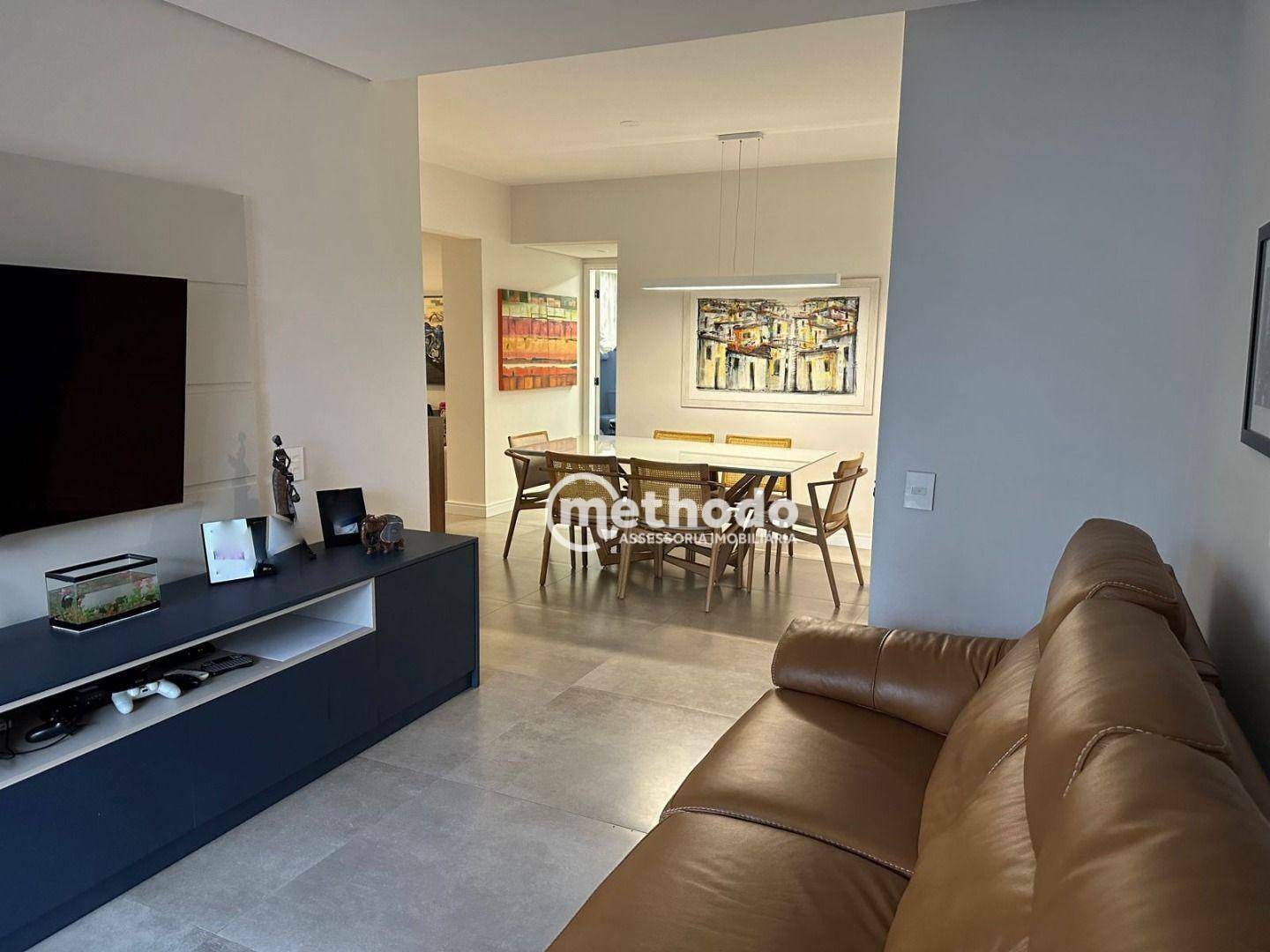 Apartamento à venda com 3 quartos, 115m² - Foto 1