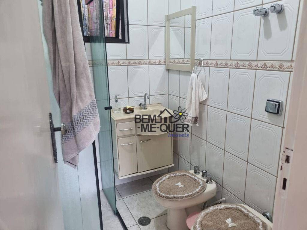 Casa à venda com 4 quartos, 300m² - Foto 13