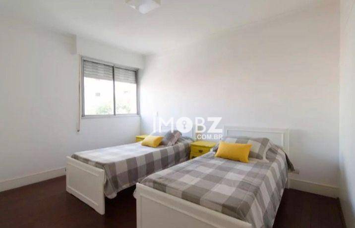 Apartamento à venda com 3 quartos, 170m² - Foto 16