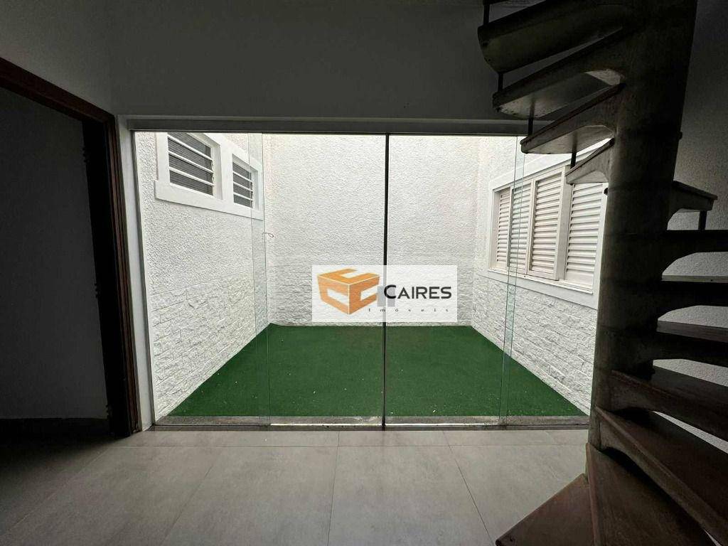 Casa à venda com 3 quartos, 200m² - Foto 24