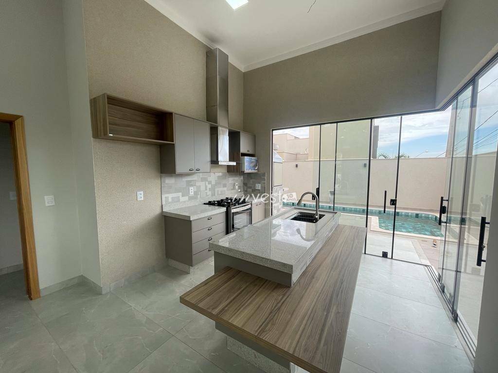 Casa à venda com 3 quartos, 191m² - Foto 17