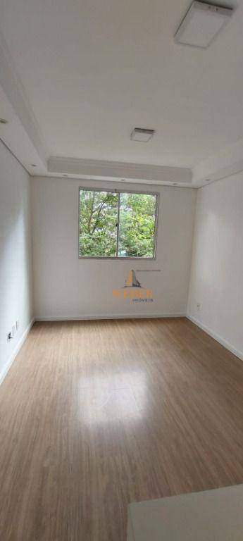 Apartamento à venda com 2 quartos, 48m² - Foto 27