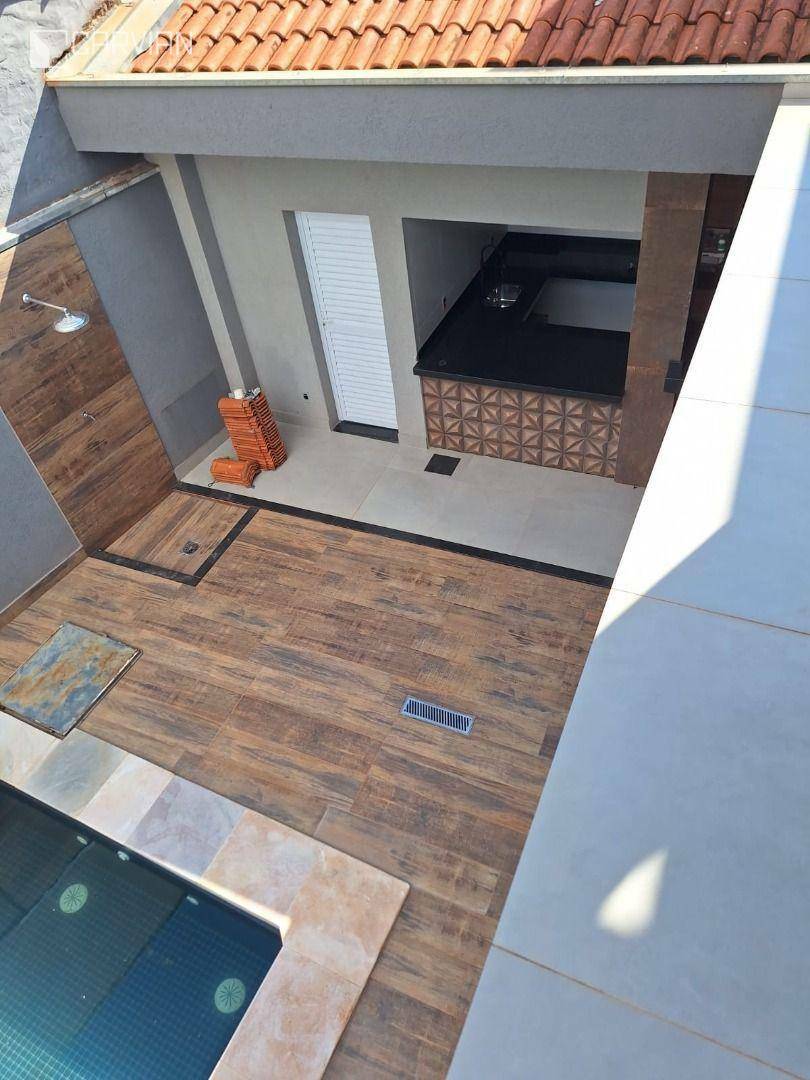 Casa à venda com 4 quartos, 260m² - Foto 28
